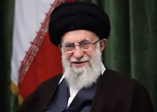 سوگِ سطرهای روشن؛ وداع با رهبری از تبار قلم و اندیشه